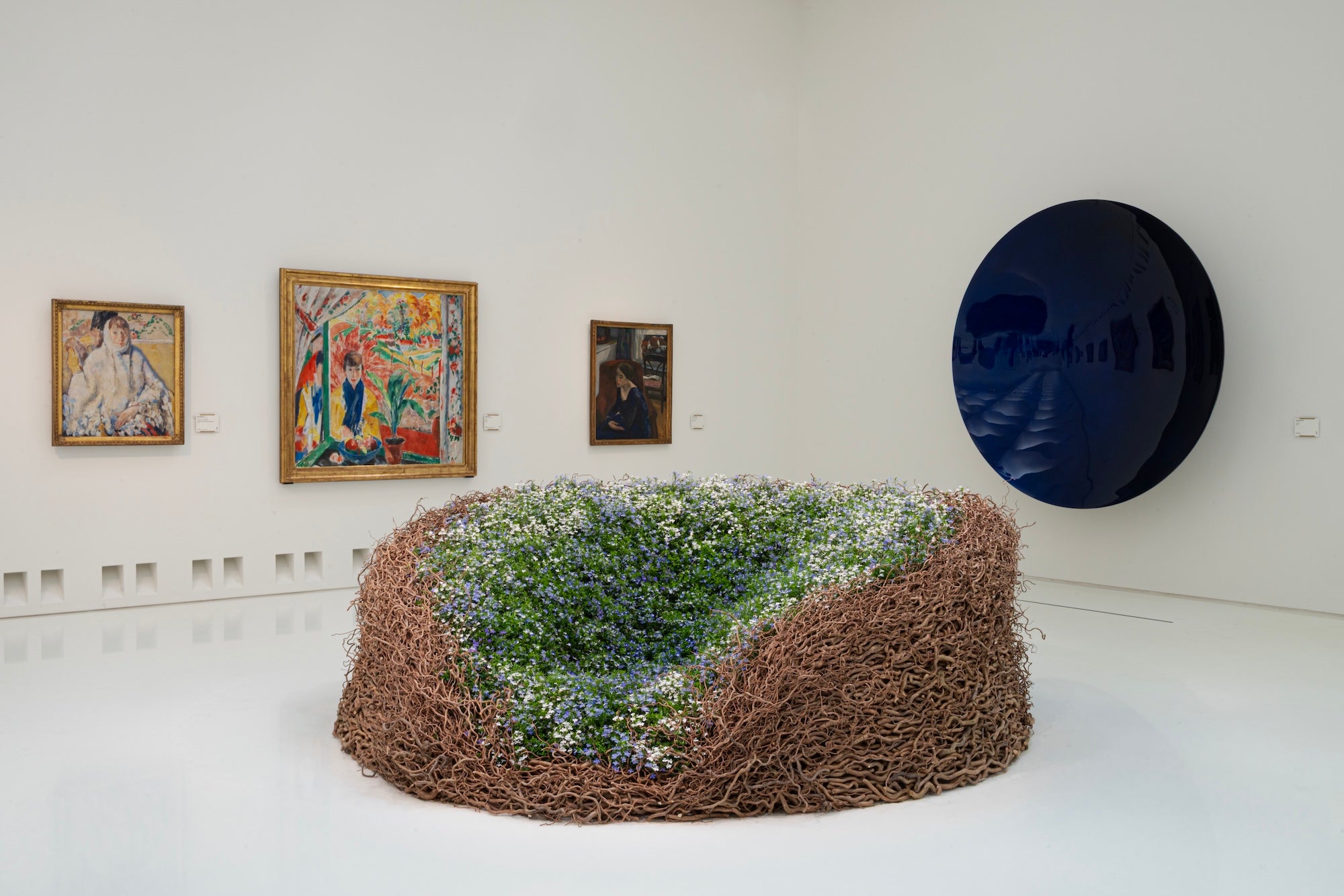 A Living Dialogue in Blue