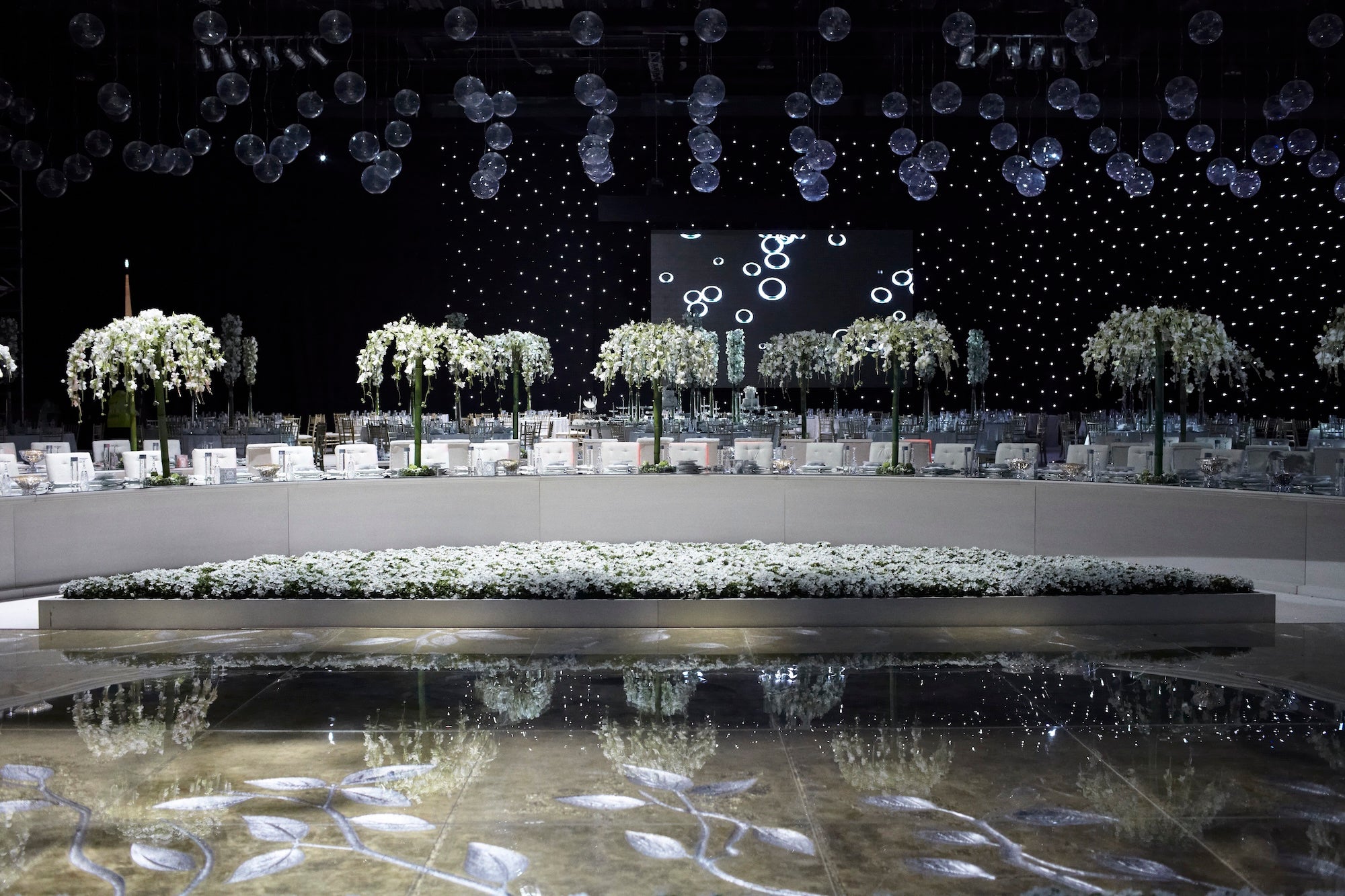 A Royal Garden Among the Stars