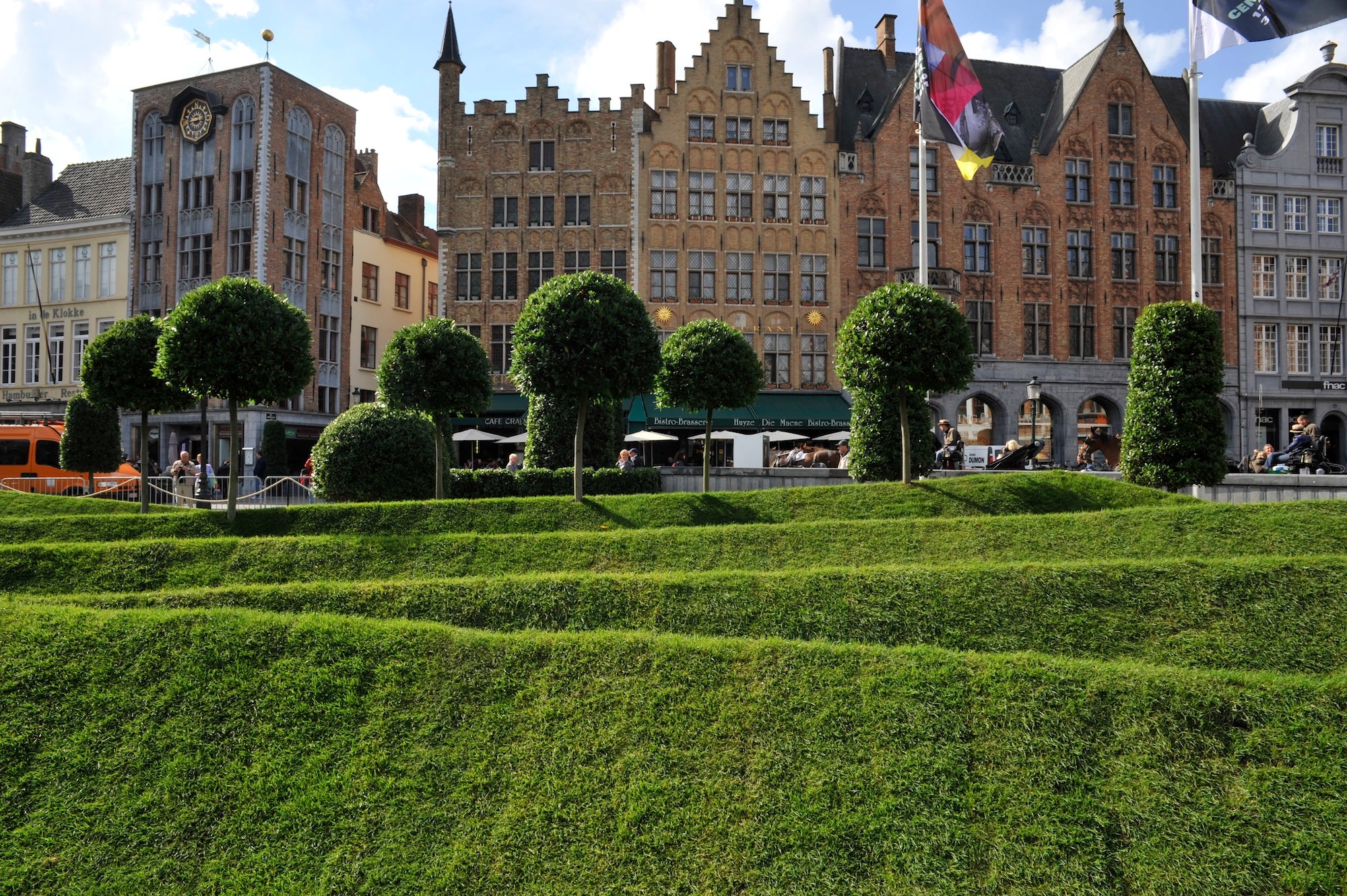 Monumental Square