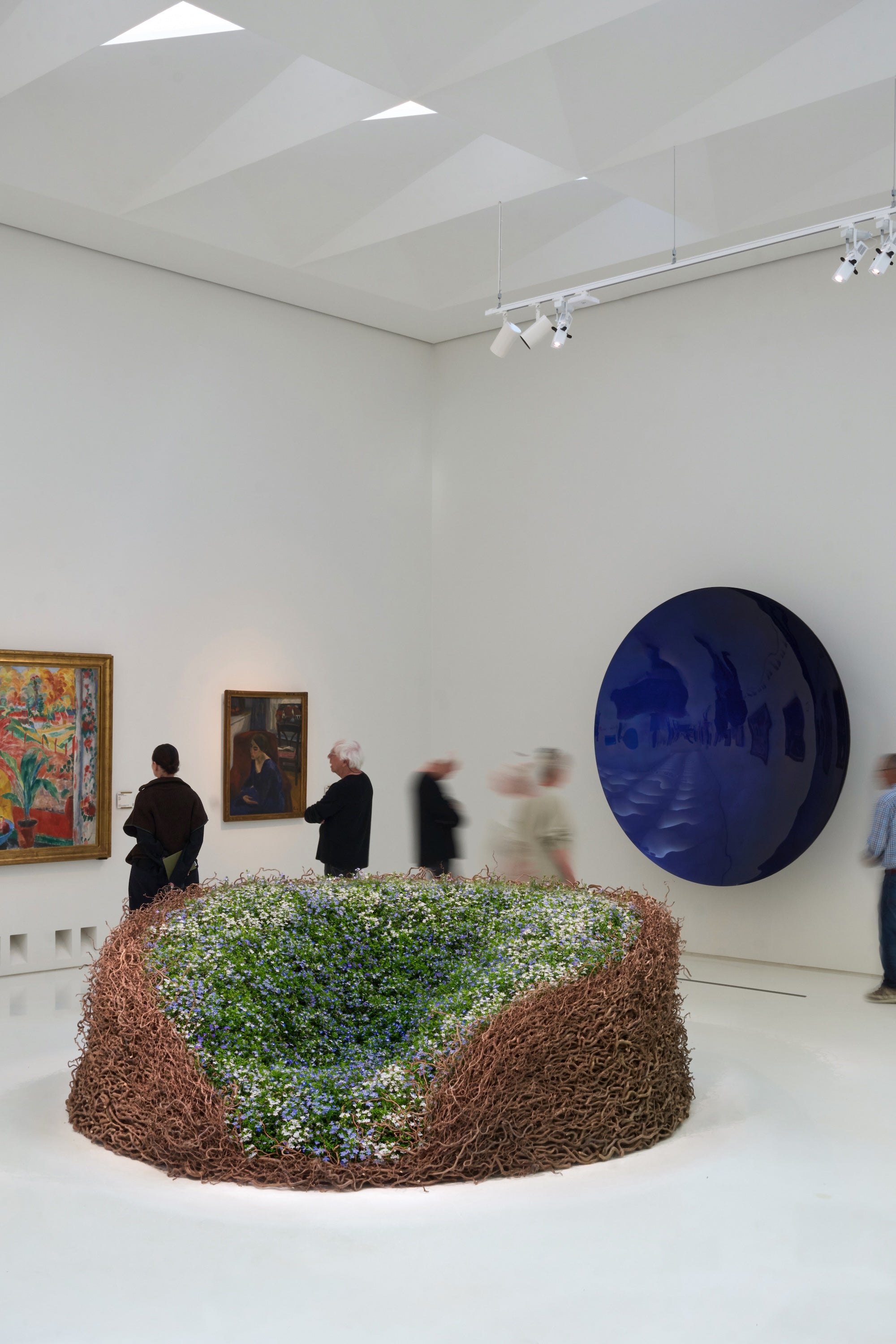 A Living Dialogue in Blue