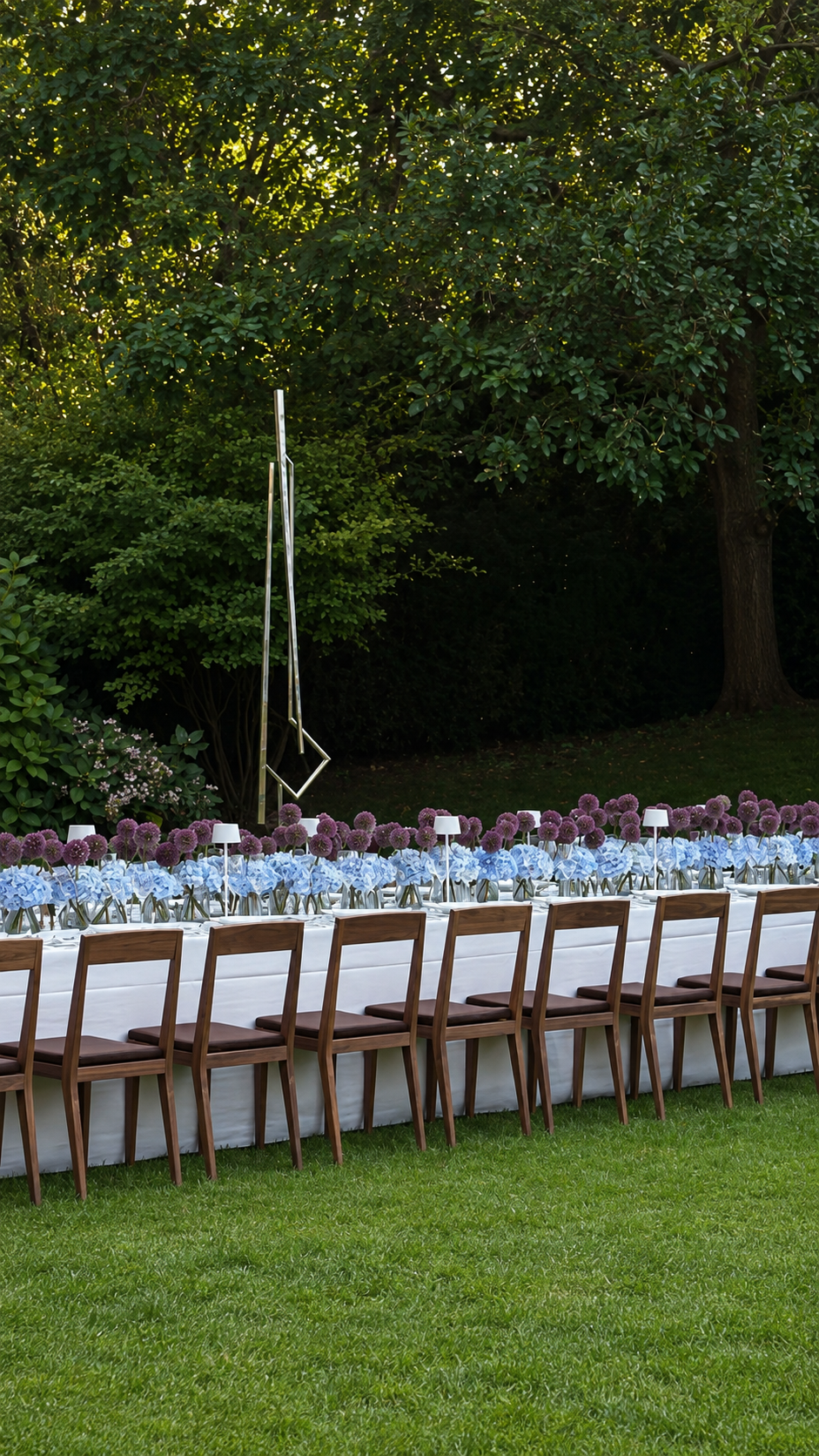 An Endless Garden Table