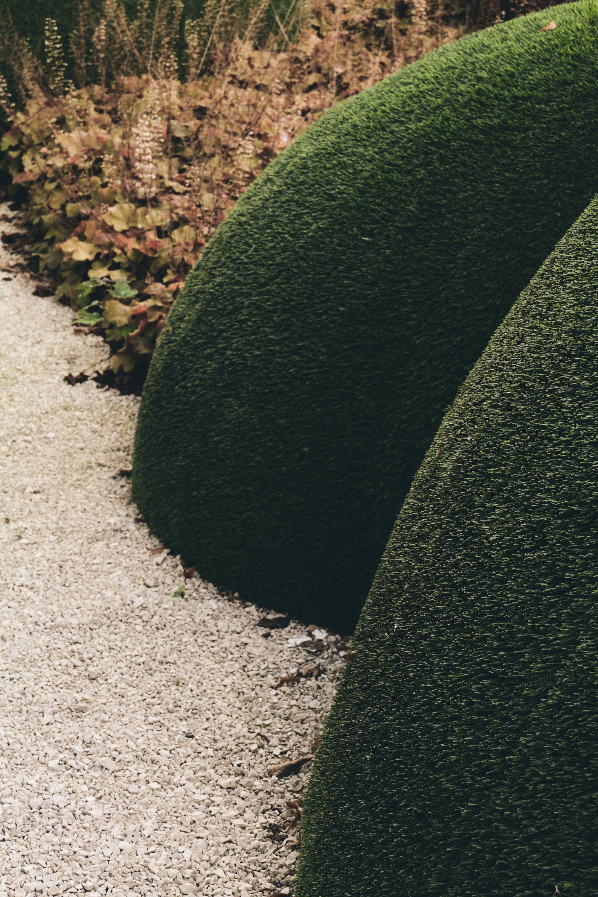 The Sculpted Threshold