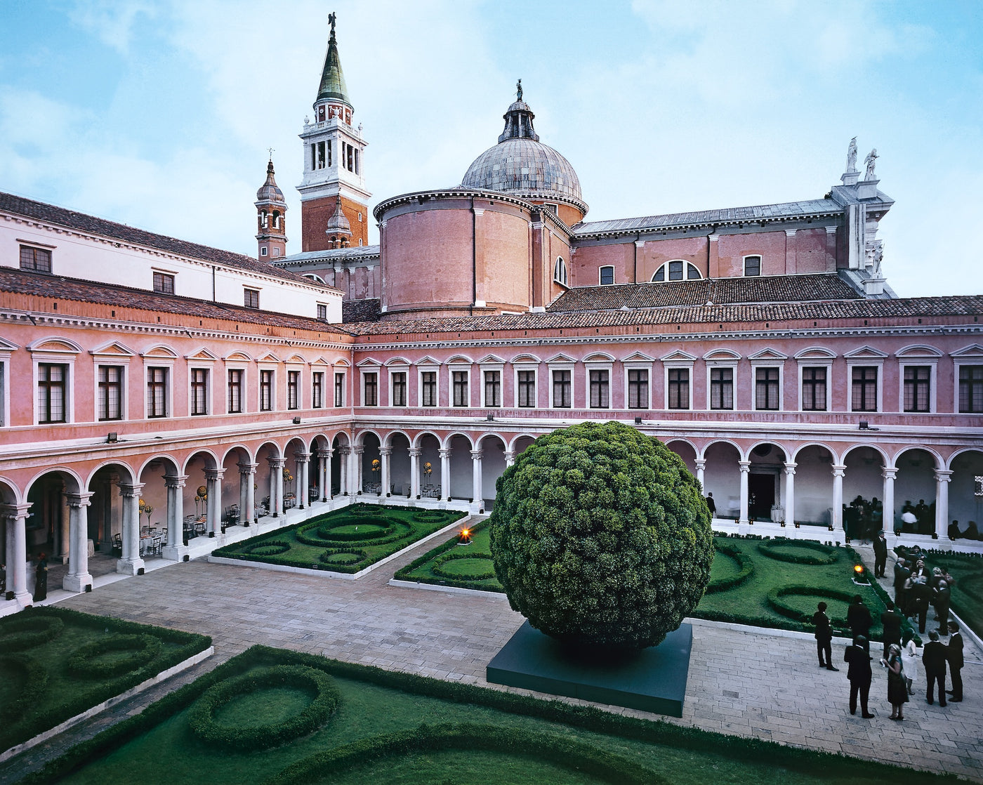 The Venetian Sphere